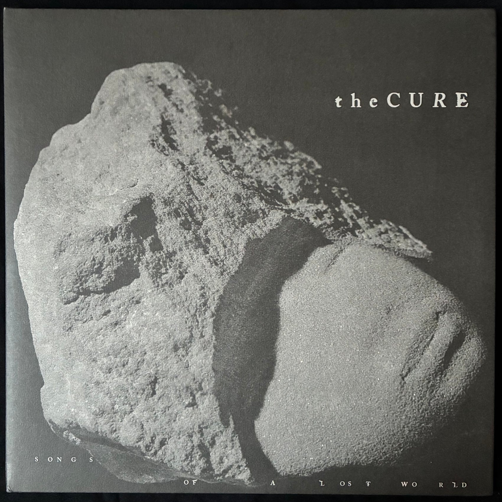 CURE - SONGS OF A LOST WORLD (2LP) (USED VINYL 2024 M-/M-)
