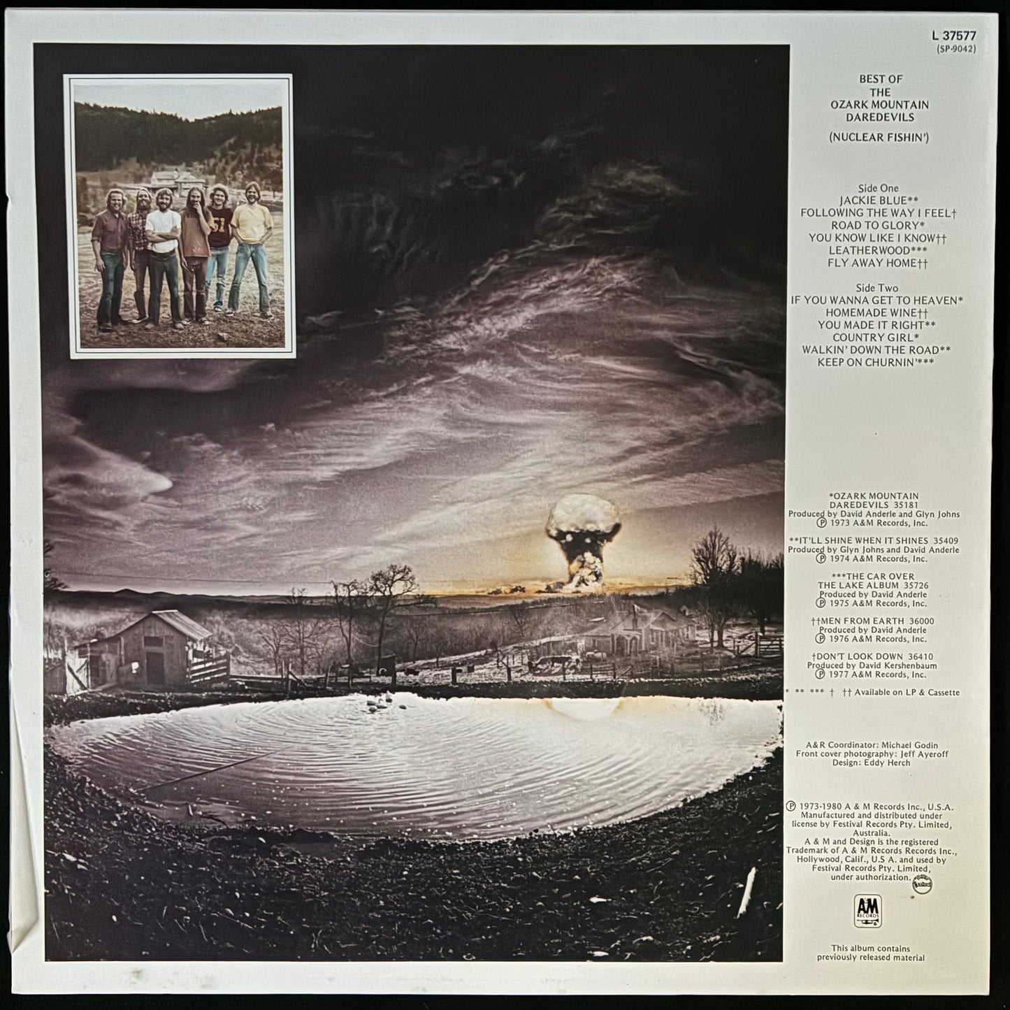 OZARK MOUNTAIN DAREDEVILS - NUCLEAR FISHIN' GREATEST HITS (USED VINYL 1981 AUS M-/M-)