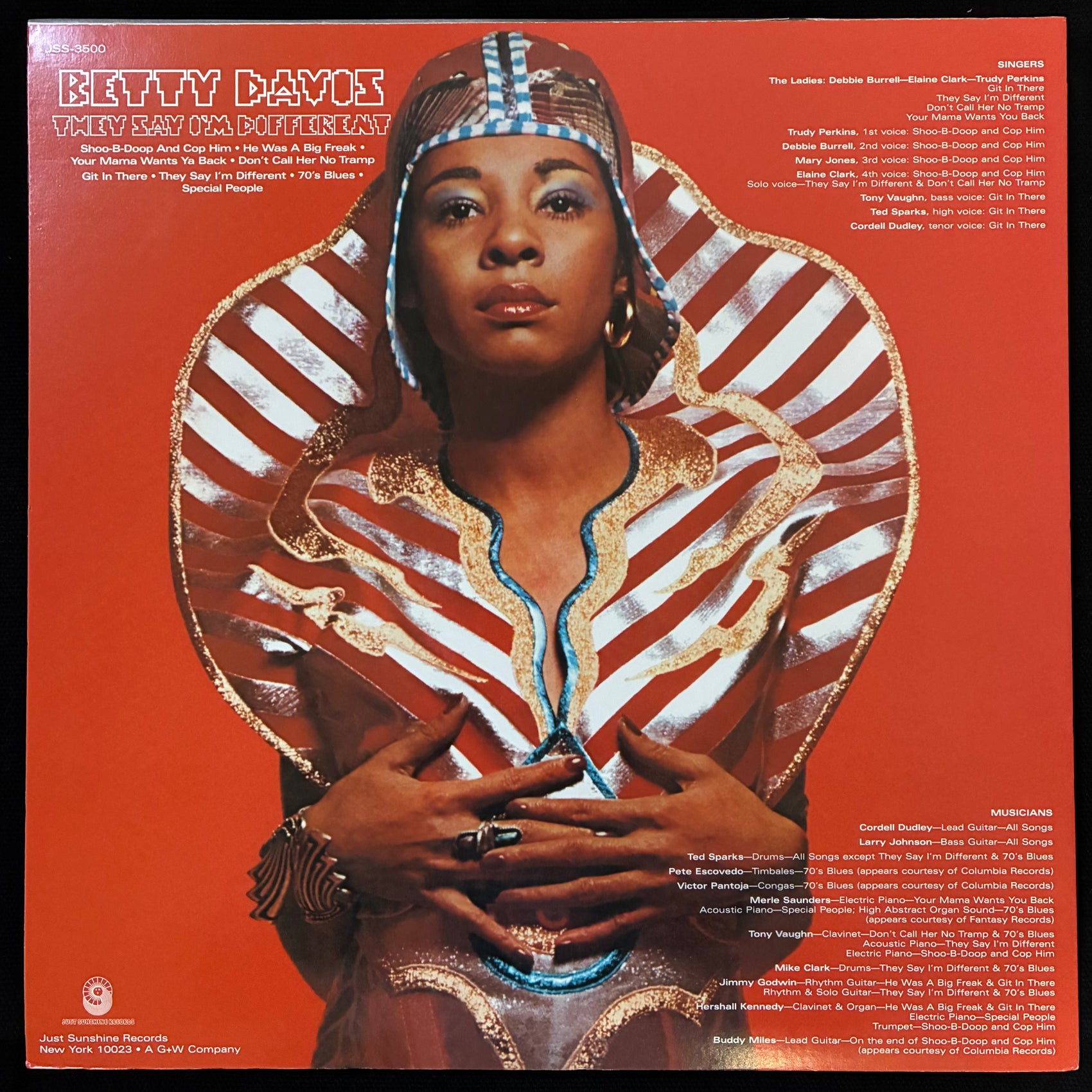 BETTY DAVIS - THEY SAY I’M DIFFERENT (USED VINYL 2007 US M-/M-)