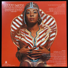 Load image into Gallery viewer, BETTY DAVIS - THEY SAY I’M DIFFERENT (USED VINYL 2007 US M-/M-)
