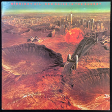 Load image into Gallery viewer, MIDNIGHT OIL - RED SAILS IN THE SUNSET (USED VINYL 1985 NETHERLANDS M-/EX+)
