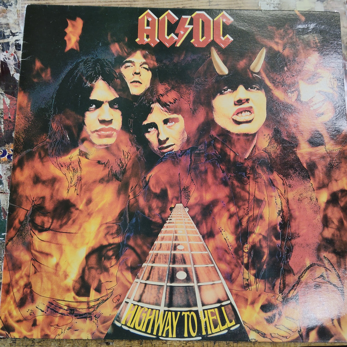 AC/DC - HIGHWAY TO HELL (USED VINYL 1987 EX+ EX+)