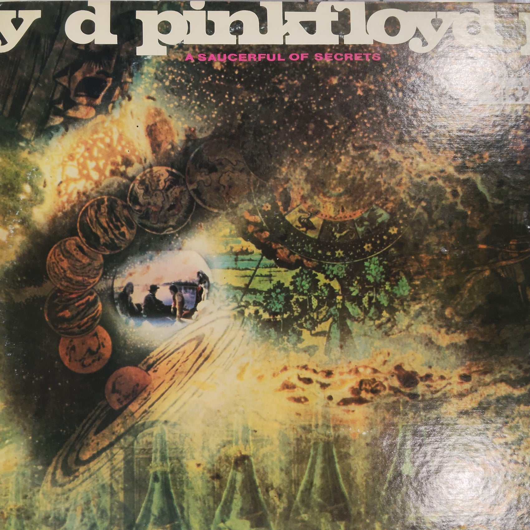 PINK FLOYD - A SAUCERFUL OF SECRETS (USED VINYL 1974 JAPAN M- EX+)