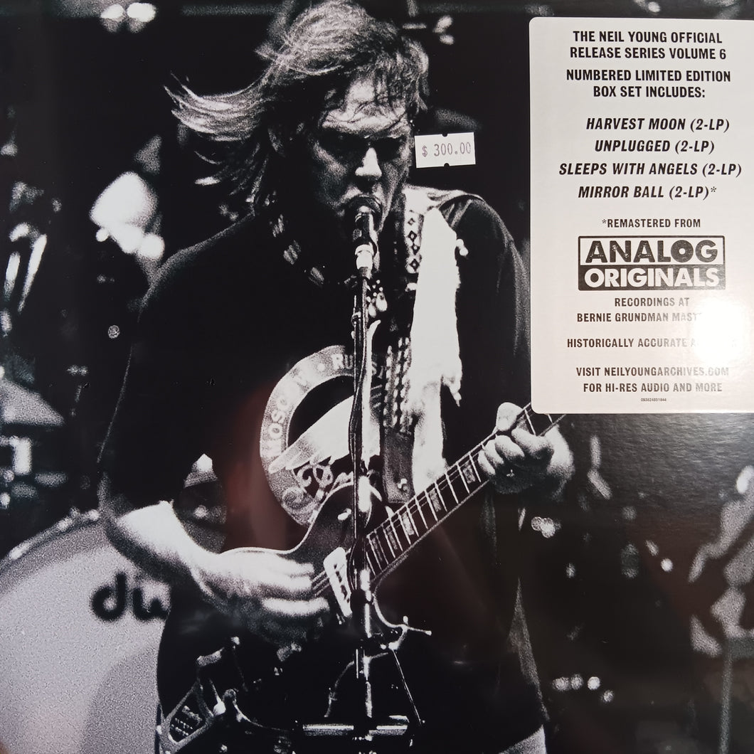NEIL YOUNG - OFFICIAL RELEASE SERIES DISCS 26, 27, 28, 29  (8LP) BOX SET