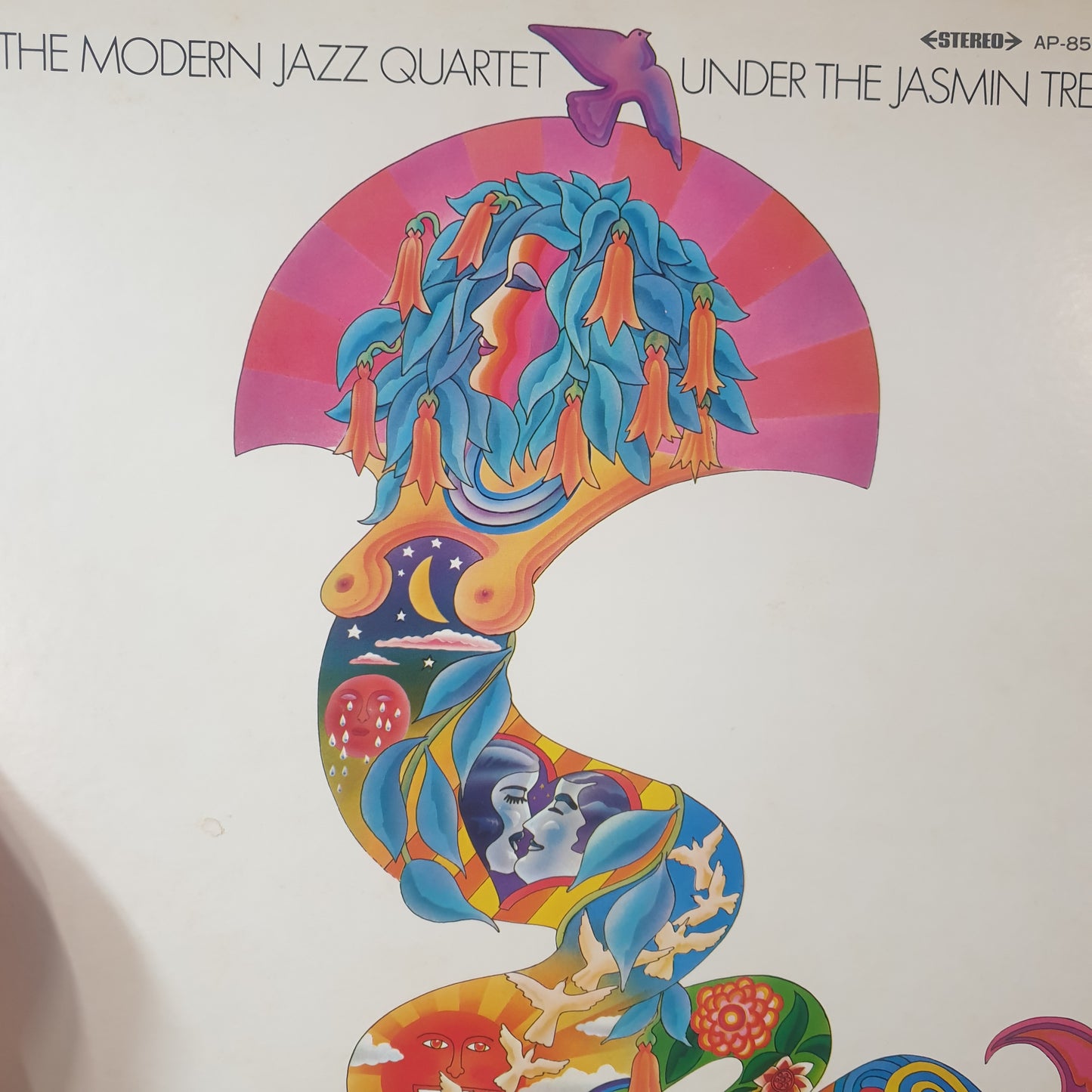 MODERN JAZZ QUARTET - UNDER THE JASMIN TREE (USED VINYL 1968 JAPANESE EX+/EX+)