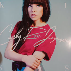 CARLY RAE JEPSEN - KISS (WHITE COLOURED) (USED VINYL 2022 EURO M-/M-)