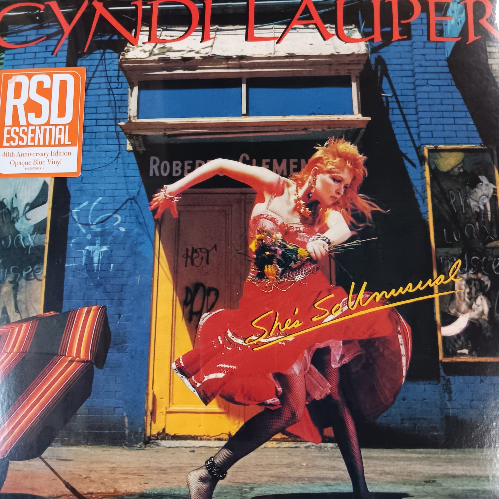 CYNDI LAUPER - SHE'S SO UNUSUAL (BLUE COLOURED) VINYL