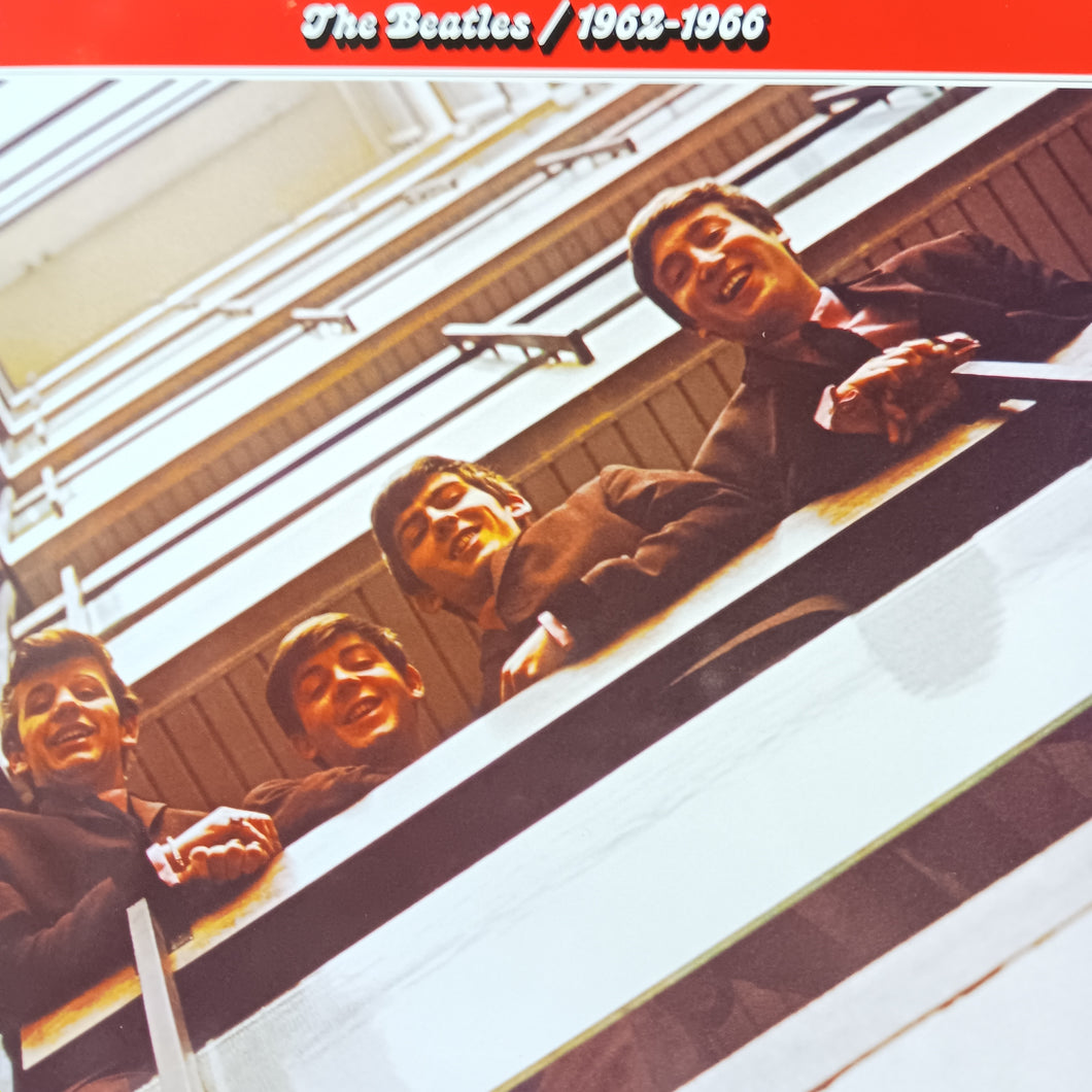 BEATLES - 1962-1966 (2LP) (USED VINYL 2014 EURO M-/M-)