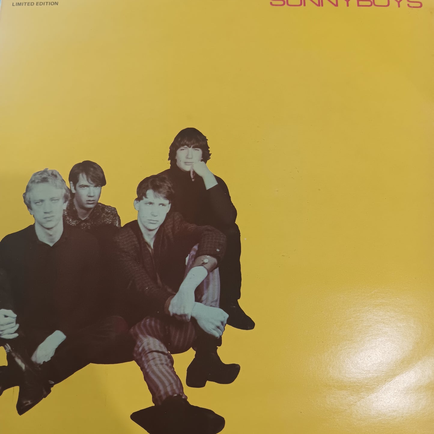 SUNNYBOYS - SELF TITLED (USED VINYL (YELLOW COLOURED) (USED VINYL 1981 AUS EX/EX+)