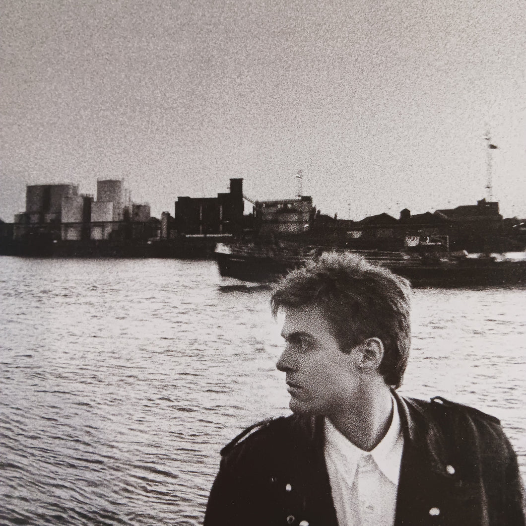 BRYAN ADAMS - INTO THE FIRE (USED VINYL 1987 JAPANESE M-/EX)