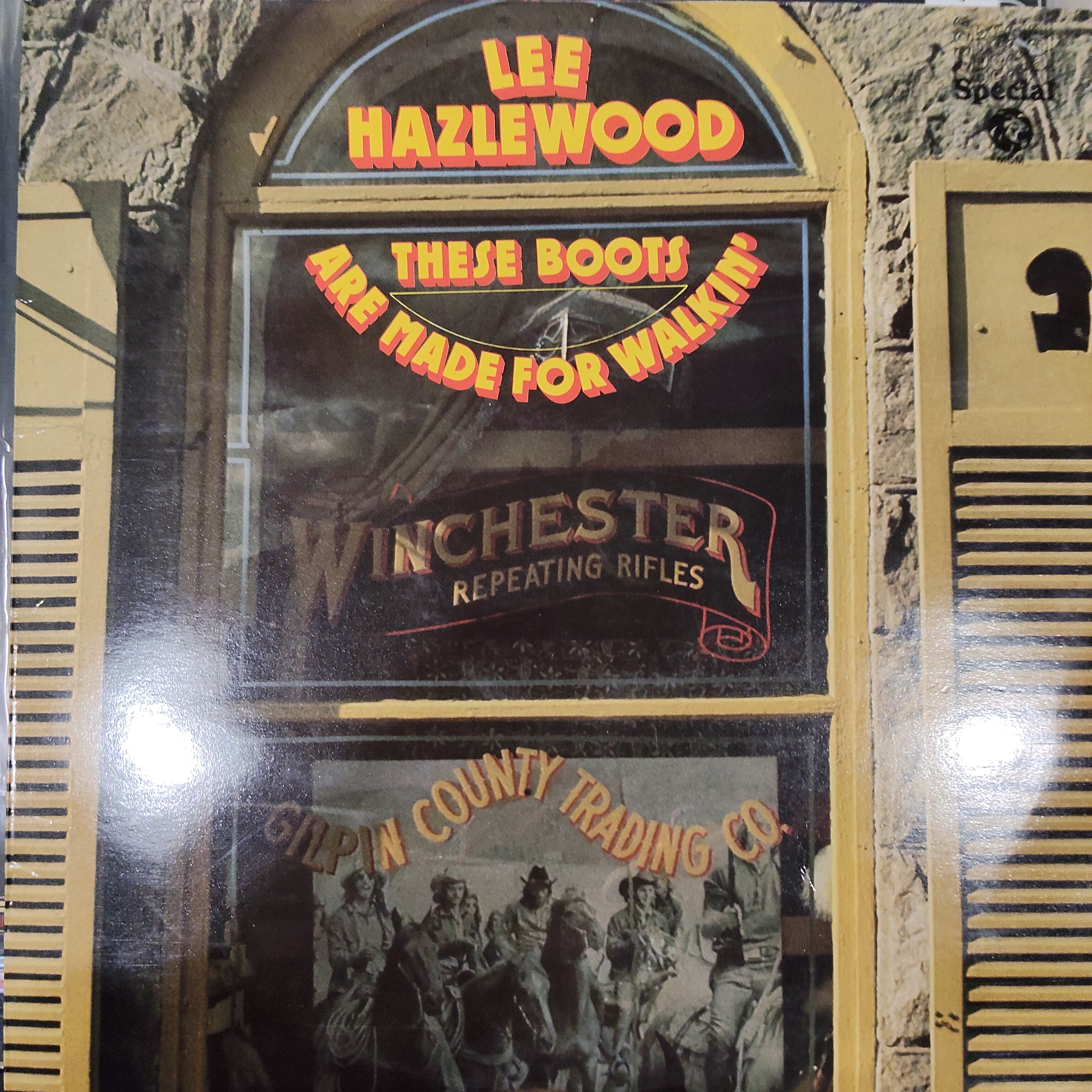 LEE HAZELWOOD - THESE BOOTS ARE MADE FOR WALKIN (USED VINYL 1972 U.K. EX+ EX+)