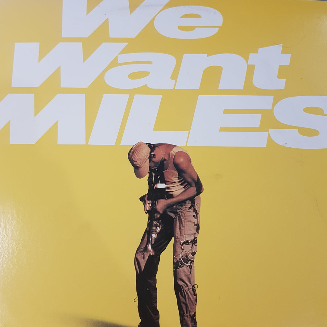 MILES DAVIS - WE WANT MILES (2LP) (USED VINYL 1982 AUS M-/EX+/EX)