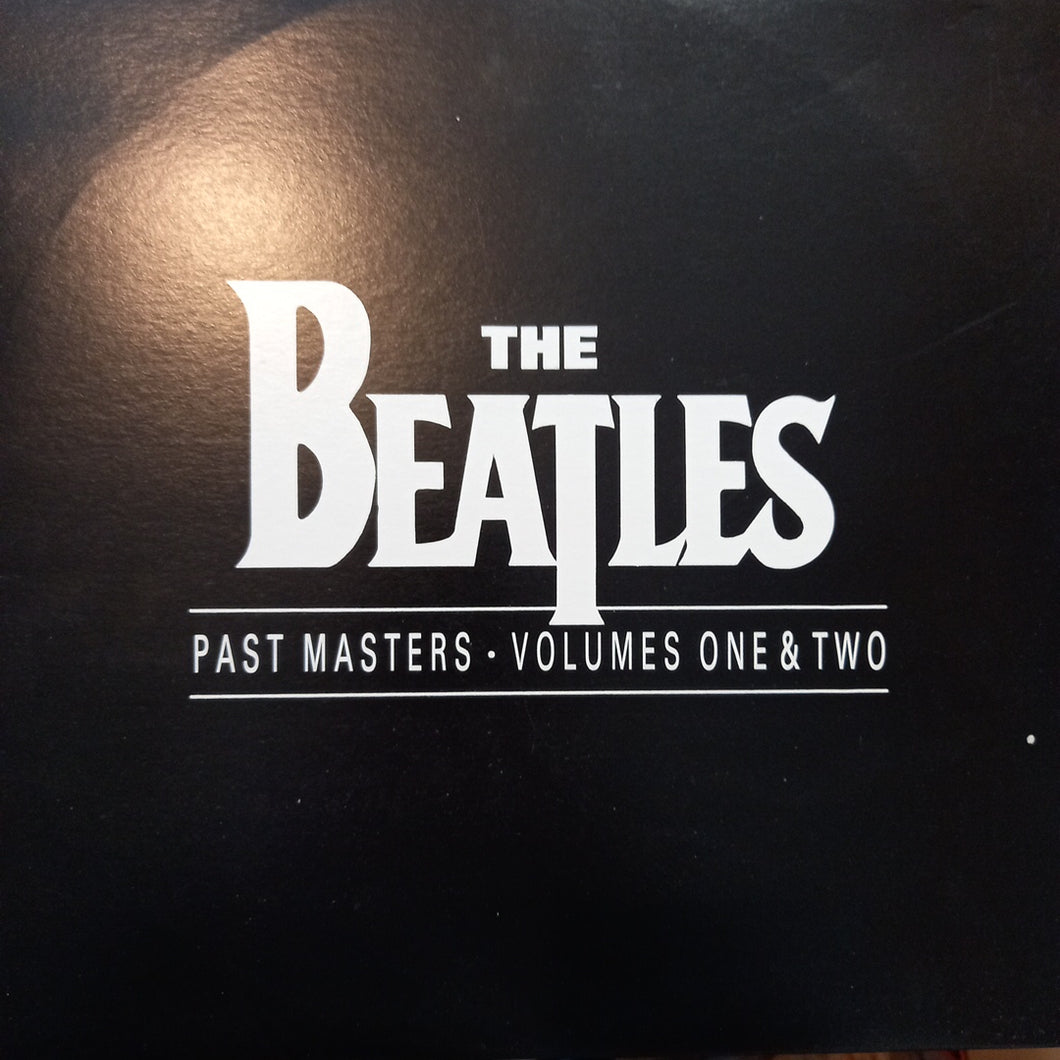 BEATLES - PAST MASTERS, VOLUMES 1 AND 2 (USED VINYL 1988 AUS M- M-)