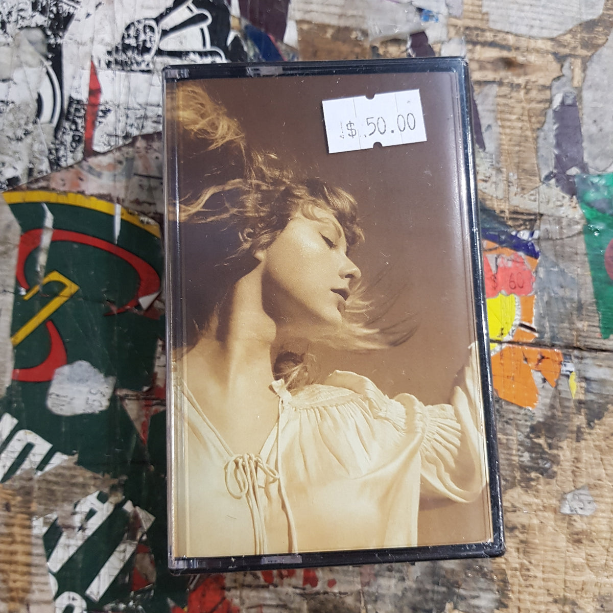 TAYLOR SWIFT - FEARLESS: TAYLOR'S VERSION (2 CASSETTES) – GrevilleRecords