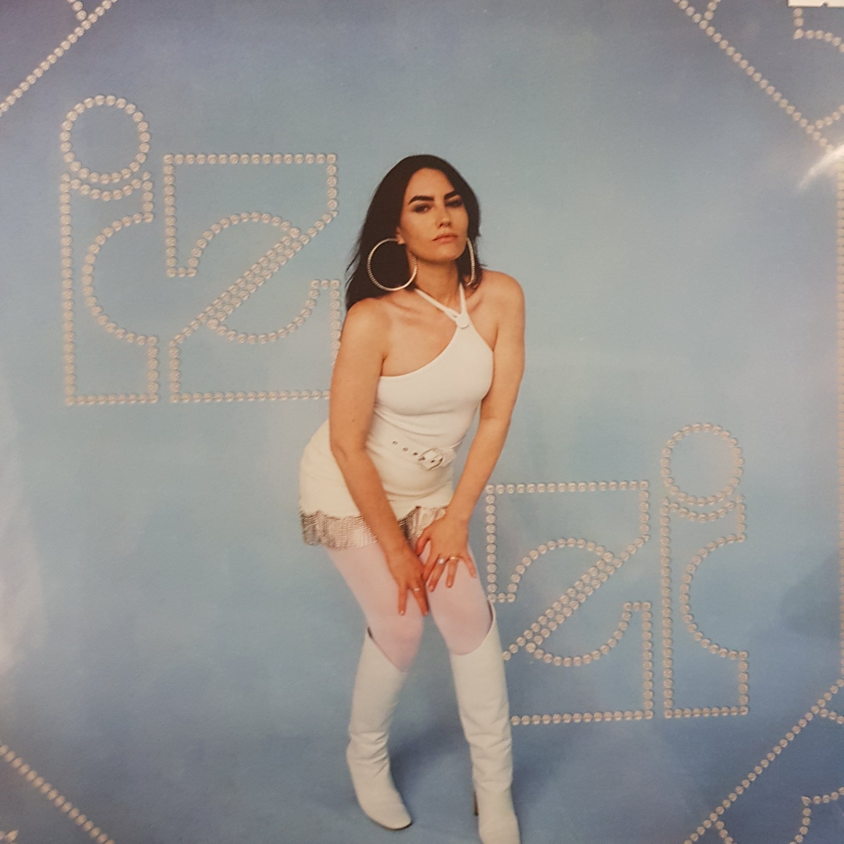 ISABELLA MANFREDI - IZZI VINYL