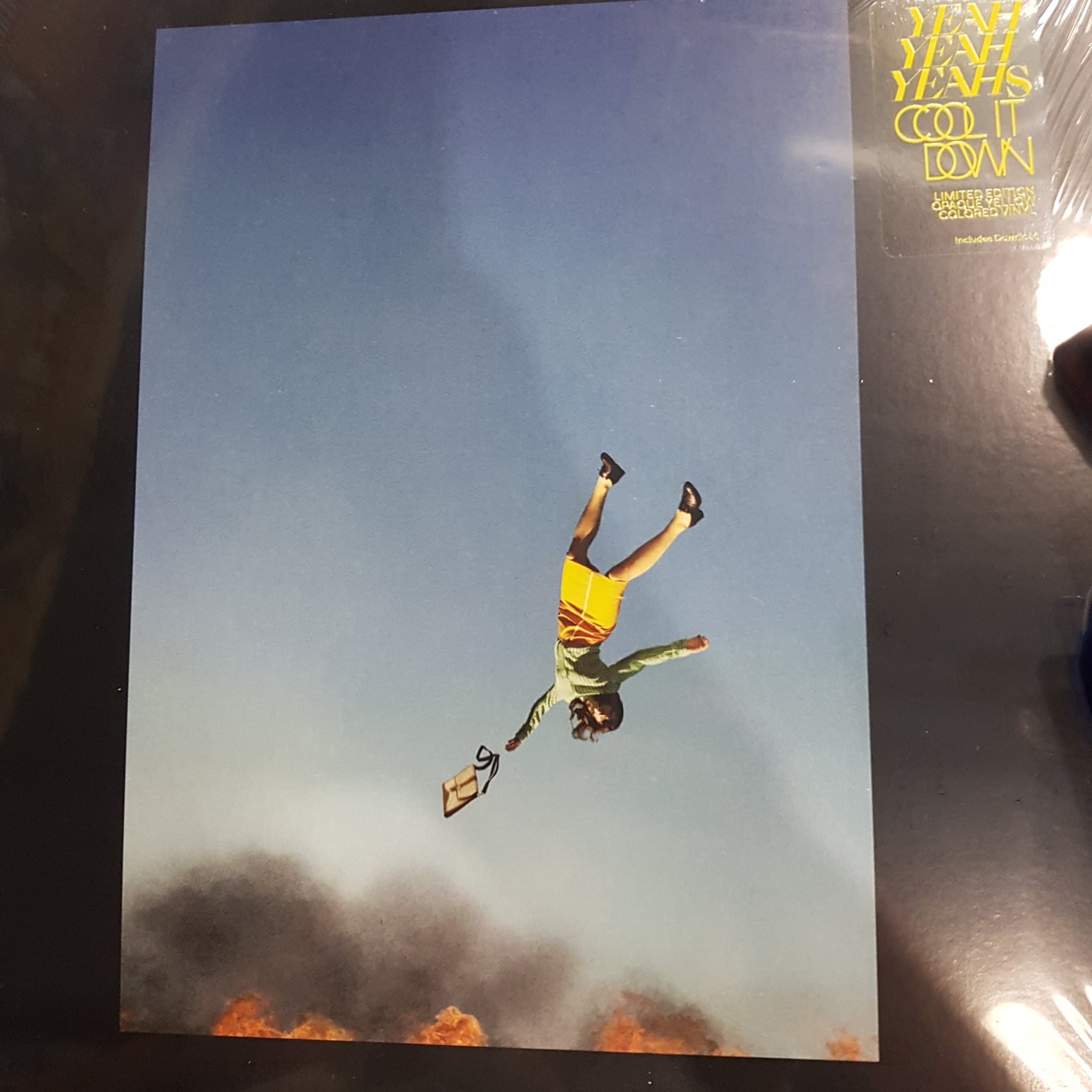 YEAH YEAH YEAHS - COOL IT DOWN (COLOURED) VINYL