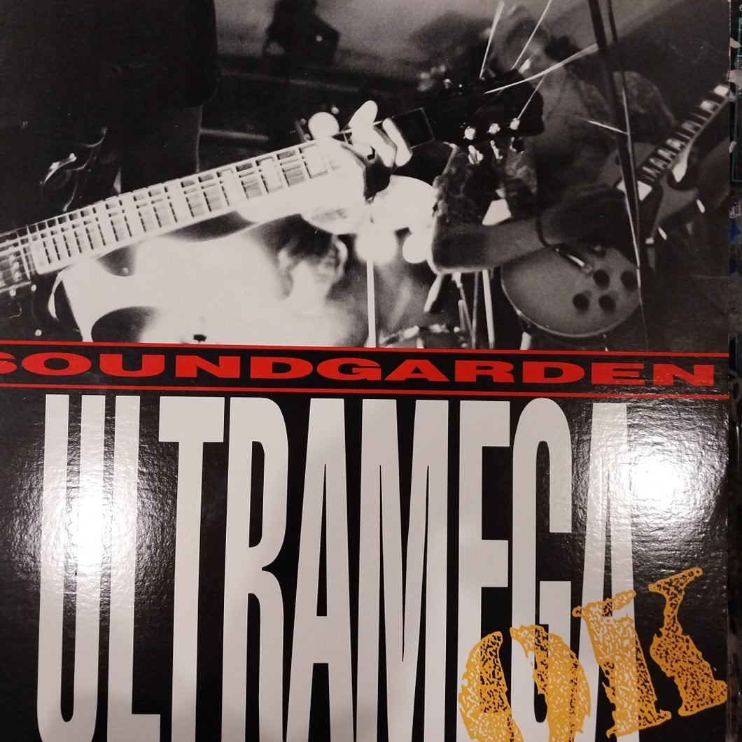 SOUNDGARDEN - ULTRAMEGA OK (USED VINYL 1988 U.S. EX+ EX+)