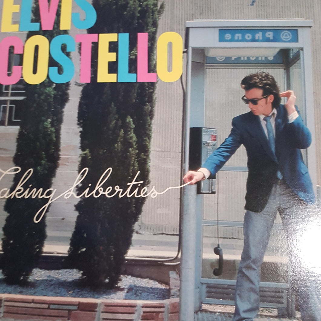 ELVIS COSTELLO - TAKING LIBERTIES (USED VINYL 1980 US MINT-/EX+)
