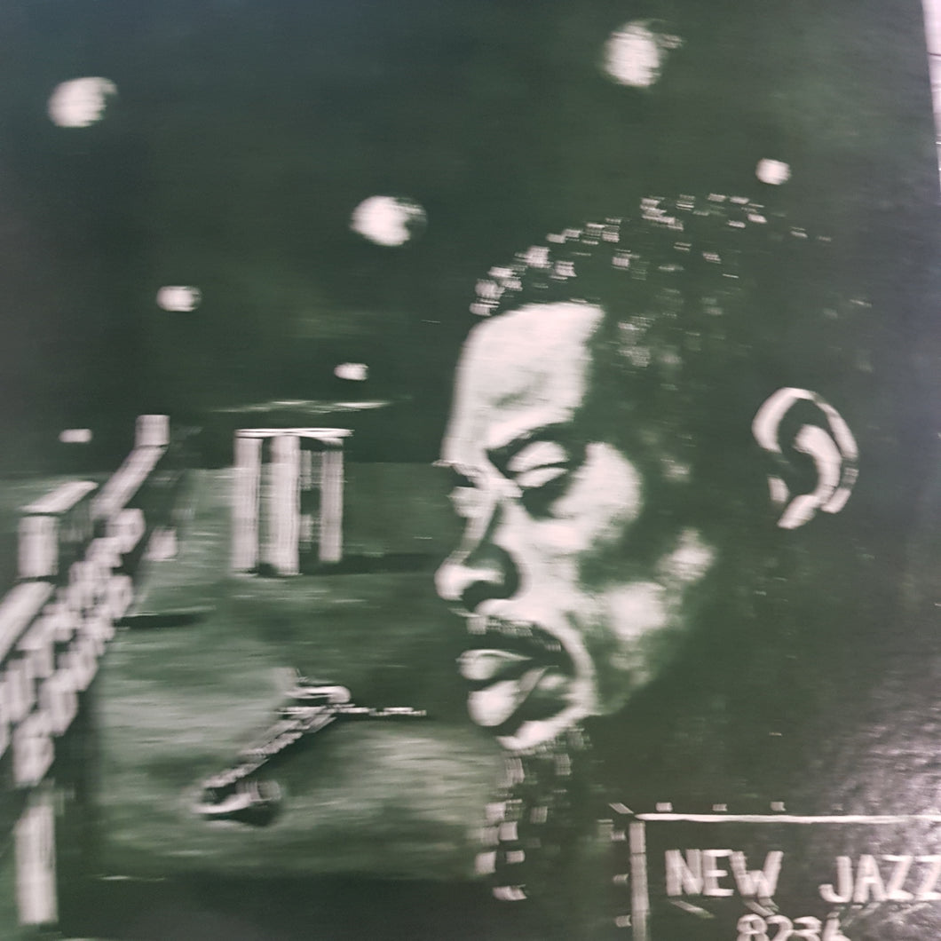 ERIC DOLPHY - OUTWARD BOUND (USED VINYL 1976 JAPANESE M- EX+)