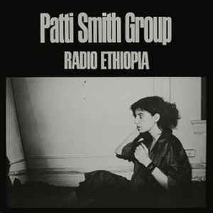 PATTI SMITH GROUP - RADIO ETHIOPIA (USED VINYL 1979 GERMAN EX+/EX)