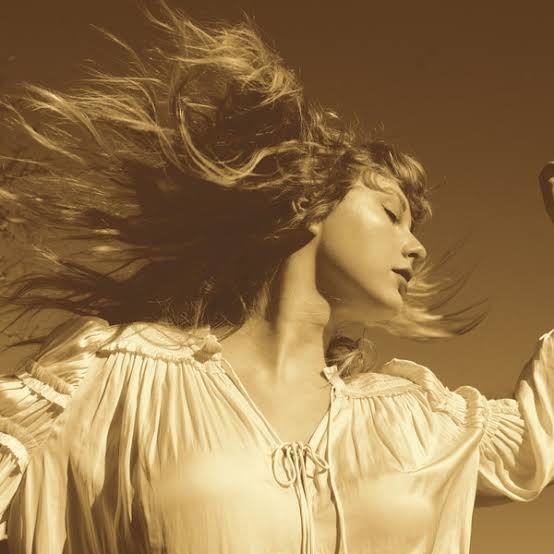 TAYLOR SWIFT - FEARLESS: TAYLOR'S VERSION (GOLD COLOURED) (3LP) VINYL